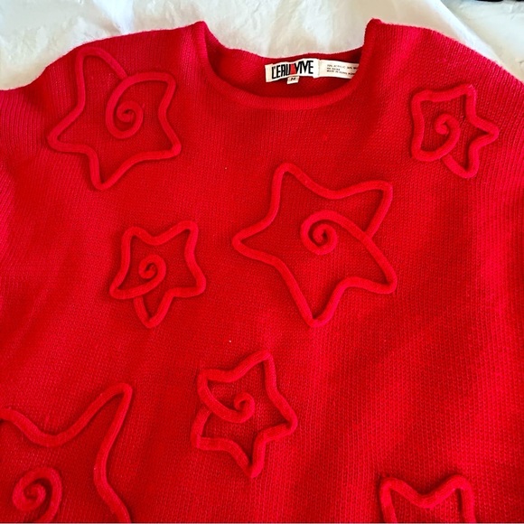 L’EAU VIVE  80s Red 3D Knit Stars Fringe Hem Sweater Size M - Picture 8 of 10